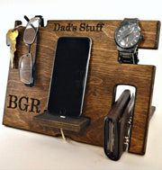 Functional and Awesome Docking Station for Dad